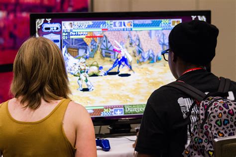 A Photo From Geekgirlcons Gaming Floor In 2014 Photo By Sayed Alamy