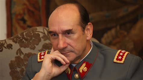 Queda en libertad Fuente-Alba, ex comandante en jefe del ejército