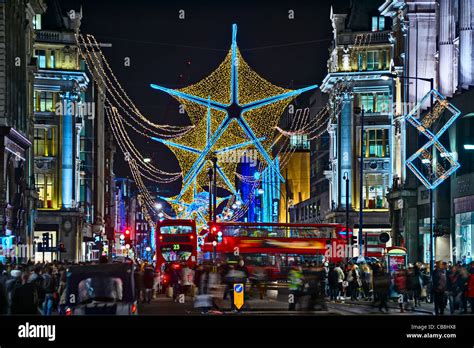 Christmas Oxford Street London Night Hi Res Stock Photography And