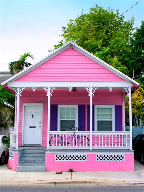 Tvi With Peter Jarrette Hot Pink Tropical Homes And Houses Big Pink