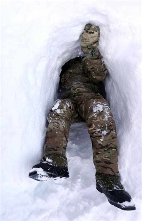 Royal Marines Commandos Endure Freezing Temperatures In Arctic Training Metro News