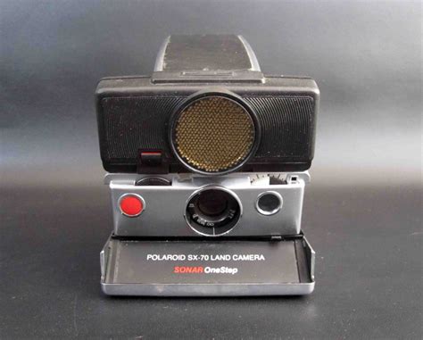 Vintage Polaroid Sx 70 Sonar Folding Land Camera