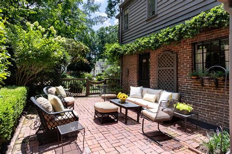 Red Brick Patio Ideas Diy Paver Designs And Pictues In 2020 Patio