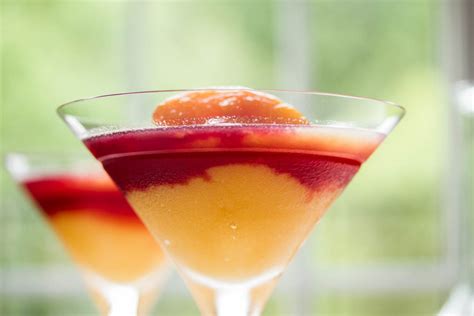 Frozen Peach Bellini Recipe With Raspberry Liqueur Cooks