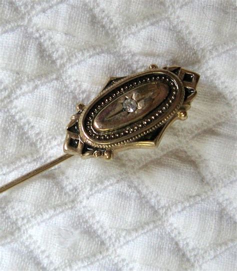 Vintage Art Deco Lapel Pin By Avon 1970s