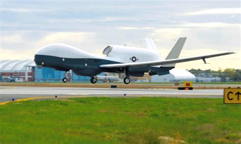 Mq 4c Triton Uas Flies With New Search Radar Unmanned Systems Technology