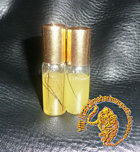 ~MiStiKShOp ~: Minyak Bulu Perindu Emas