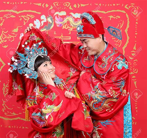 The ones mentioned here mostly originate from fujian province. Chinese Wedding Traditions - The Wedding Script