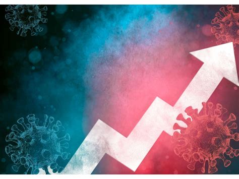 정부가 '사회적 거리두기'를 기존의 3단계에서 5단계로 세분화하겠다고 밝힌 1일 오후 서울 종로구 광화문 인근에서 시민들이 거리를 두고 서 있다. 거리두기 3단계 가나…신규확진 1132명, 이틀연속 네 자릿수