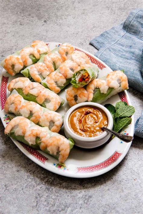 Simple Fresh Vietnamese Spring Rolls With Video Recipe In 2020
