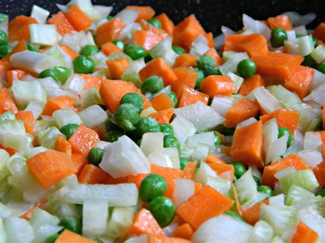 Pioneer Woman's Chicken Pot Pie - Simple Local Life