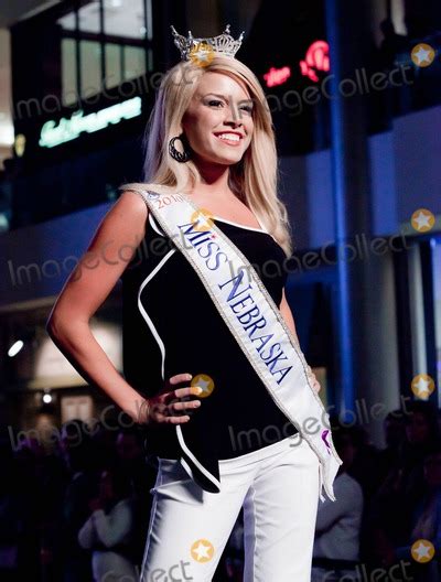 Photos And Pictures Teresa Scanlan Miss Nebraska Wins The Title