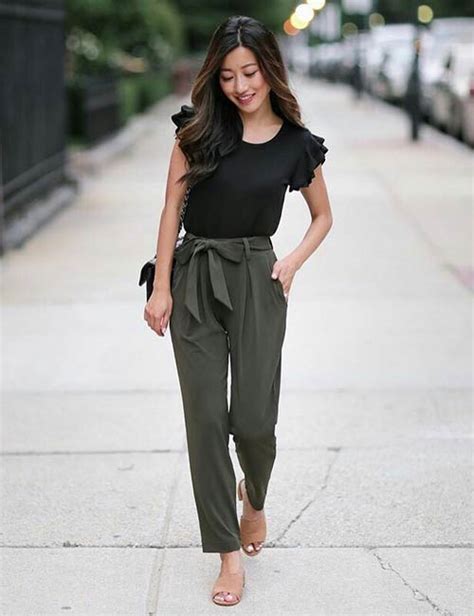 What To Wear With Green Pants Female Change Comin