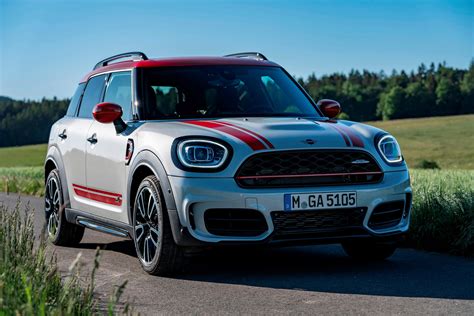 2021 Mini Jcw Countryman Gets A Fresh Face And New Tech Carbuzz