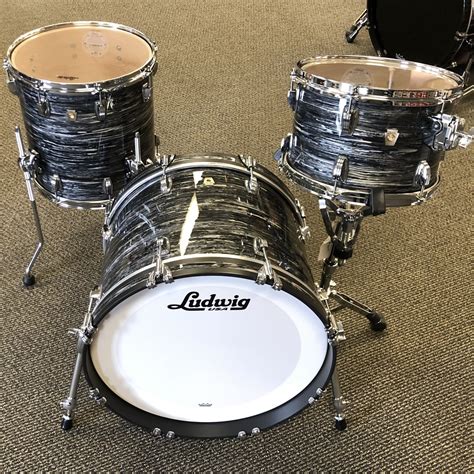 Demo Ludwig Classic Maple 3pc Downbeat Drum Set In Black Oyster Swirl