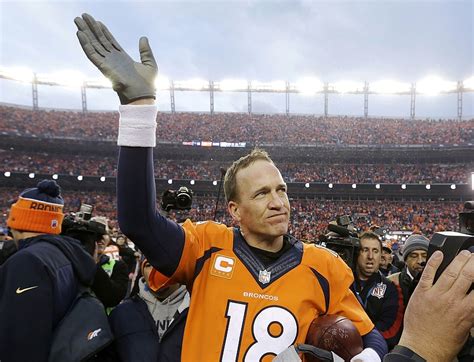 Plaintiffs In Tennessee Title Ix Suit Want To Keep Peyton Manning