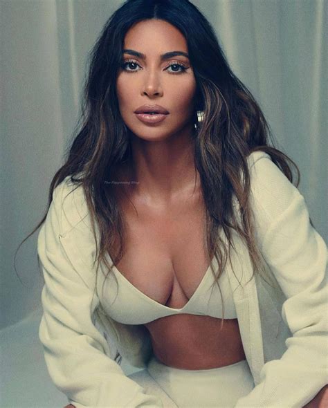 Kim Kardashian Erotic