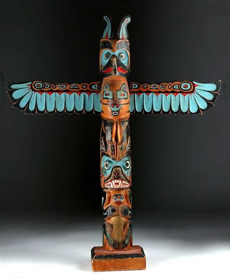 20th C Pacific Northwest Namgis Wooden Totem May 24 2018 Artemis