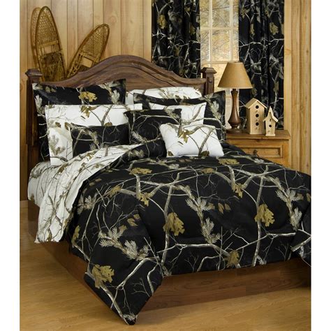 With rich colors in shades of brown, tan, green, and black merged together with this real tree and leaf design with branches, pine needles, and more. Realtree Camo Comforter Collection & Reviews | Wayfair