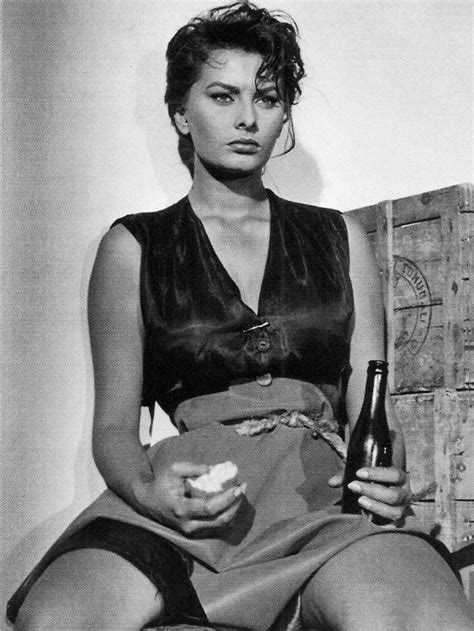 Rrrick Sophia Loren In The River Girl 1954 Sophia Loren Sofia Loren Actresses