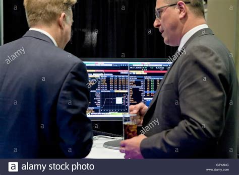 stock-market-screen-computer-stock-photos-stock-market-screen-computer-stock-images-alamy