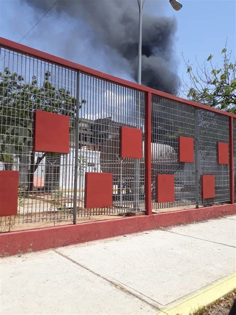 Se Incendi El Banco De Transformadores Del Hospital General Del Sur De Maracaibo