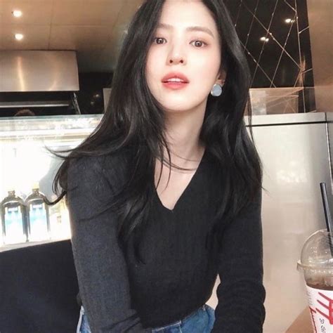 Han So Hee Actress Aesthetic Grunge Outfit Korean Beauty Girls Kpop