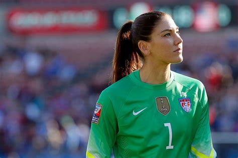 Hope Solo Moves On From Uswnt Exit Will Do Tv Work At The World Cup For The Bbc