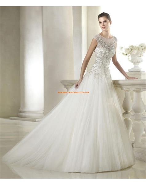 Wir haben für euch die schönsten brautkleider der saison gesammelt. Schönste brautkleider 2015