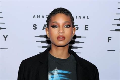 will smith s daughter willow smith comes out as polyamorous on red table talk with her mom and