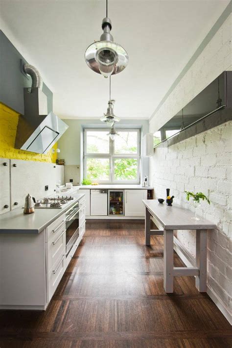 Choose the right colour for your. Best 90+ Galley Kitchen Ideas 2018 - Interior Decorating ...