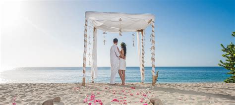 Grenada Wedding Laluna Boutique Beach Hotel And Villas For Romantic