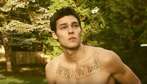 the guy in the call me maybe music video says he wasn t comfortable playing gay page 2 of 2