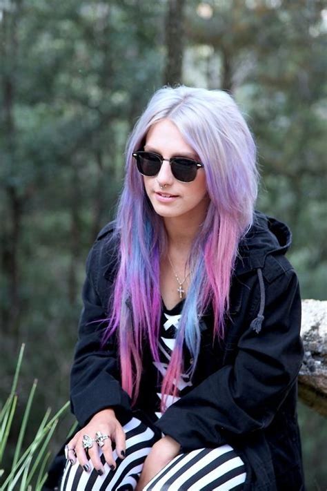 It depends on how often you wash your hair, the temperature of the water and even the air will lighten your hair dye color. How long does semi permanent hair dye last? in 2020 | Hair ...