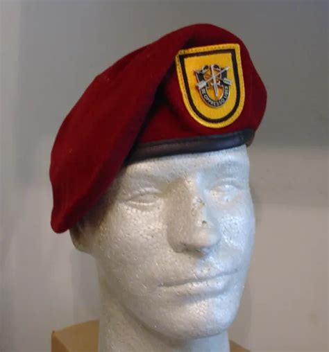 Us Army 1st Special Forces Group Maroon Airborne Beret Used Support