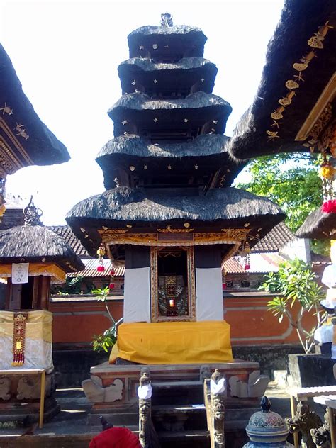 Kalender yang berkembang di masyarakat hindu bali yang sering disebut dengan kalender bali merupakan gabungan dari kalender gregorian kalender gregorian (kalender masehi) adalah kalender yang digunakan secara internasional yang menggunakan perhitungan tahun (tarikh) masehi. Kalender Hindu Bali Pdf - Belajar membuat Kalender Bali ...