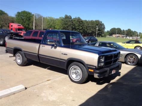 Purchase Used 1992 Dodge D150 Le Standard Cab Pickup 2 Door 52l In