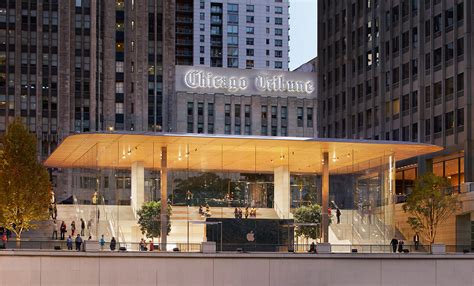 Apple Michigan Avenue Opens Tomorrow On Chicagos Riverfront Apple