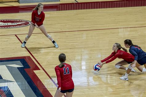 Jv Volleyball Jv Volleyball August 23 2022 Pds Chargers Flickr