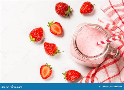 Strawberry Milkshake Or Smoothie In Mason Jar Stock Image Image Of Colored Blended 158449857