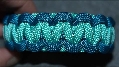 Well let us decide what paracord to use first and then get an idea how much for the tutorial it is easier to have two colors to show where the ropes go… start with the cord under. Tutorial: 2 Color Cobra Weave Bracelet (Different Method ...