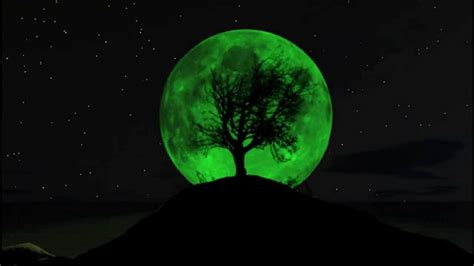 Fact Check Green Moon