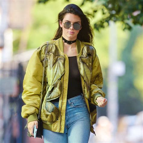 High Waisted Jeans 3 Ways To Wear Denim Like Kendall Jenner