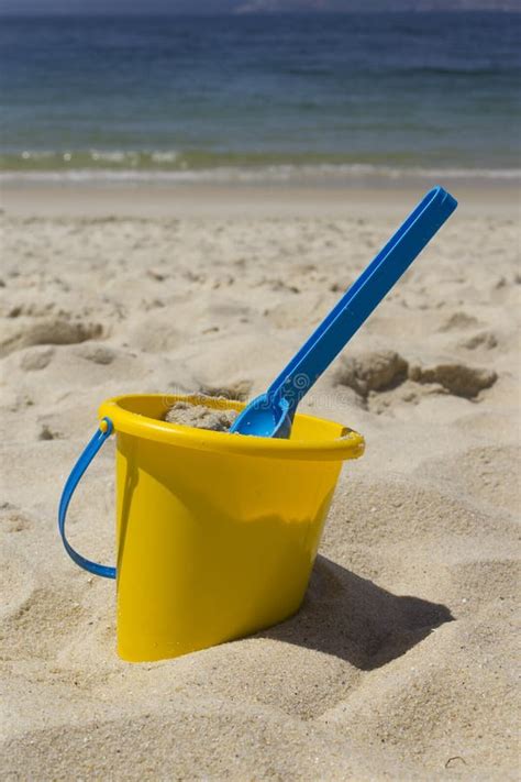 Beach Bucket And Shovel Stock Image Image Of Ocean Seaside 31310703