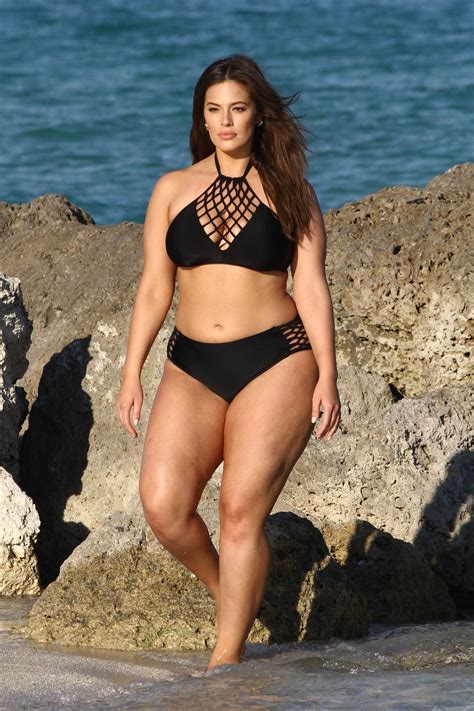 Brave And Stunning Model Ashley Graham Showing Her Rolls And Curves