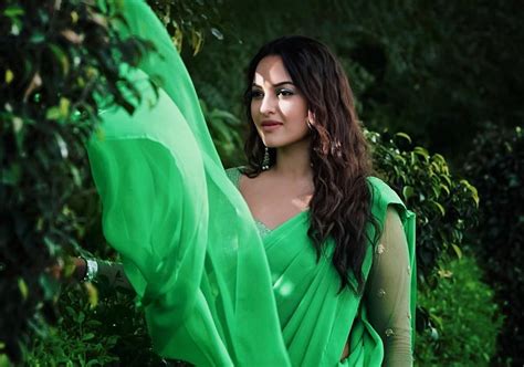 Sonakshi Sinha In Green Saree