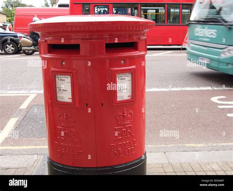 London Red Pillar Box Stock Photo Alamy