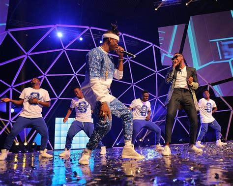 Diamond Platnumz And 2niteflavour Live Performance At Glocafawards 2017