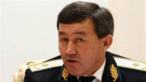«Қара генерал» лақап атымен танылған полиция басшысы түрмеден шықты ...