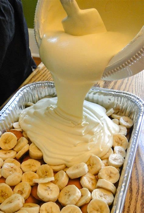 To make it, you'll need the following ingredients: Not Yo Mama's Banana Pudding Recipe from Paula Deen ...